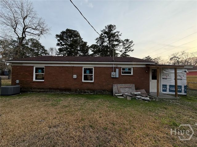 1804 DELESSEPS Avenue, Savannah, GA 31404