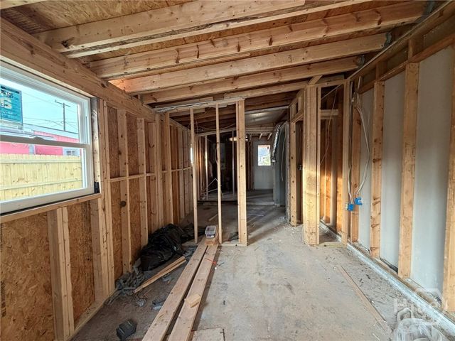 1804 DELESSEPS Avenue, Savannah, GA 31404