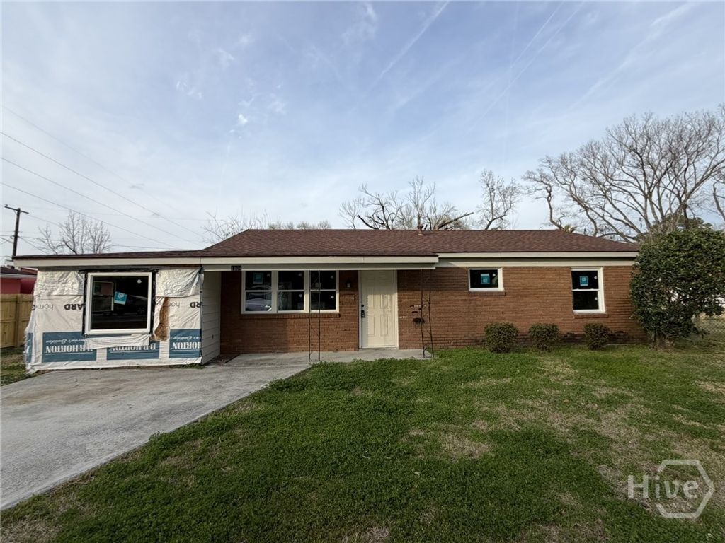 1804 DELESSEPS Avenue, Savannah, GA 31404