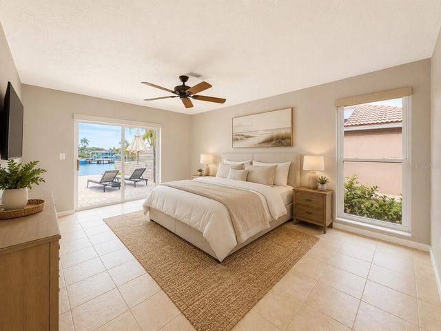 4901 LANSING ST NE, St Petersburg, FL 33703