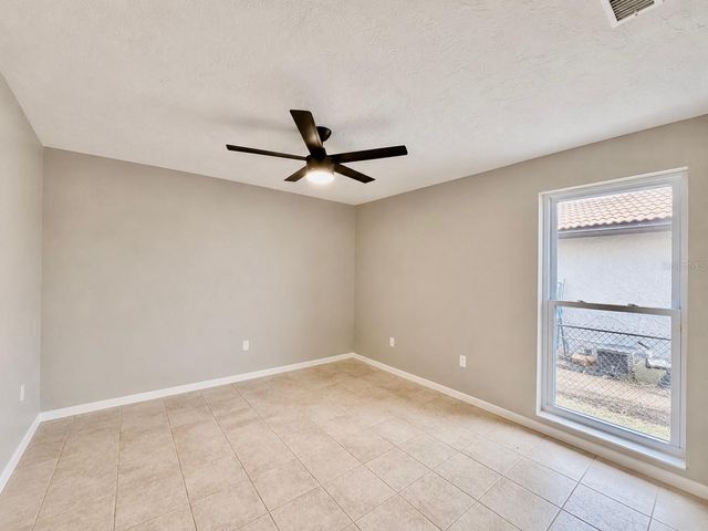 4901 LANSING ST NE, St Petersburg, FL 33703