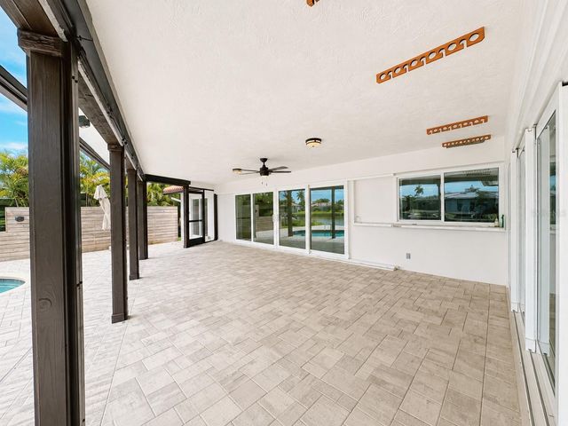 4901 LANSING ST NE, St Petersburg, FL 33703