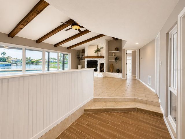 4901 LANSING ST NE, St Petersburg, FL 33703