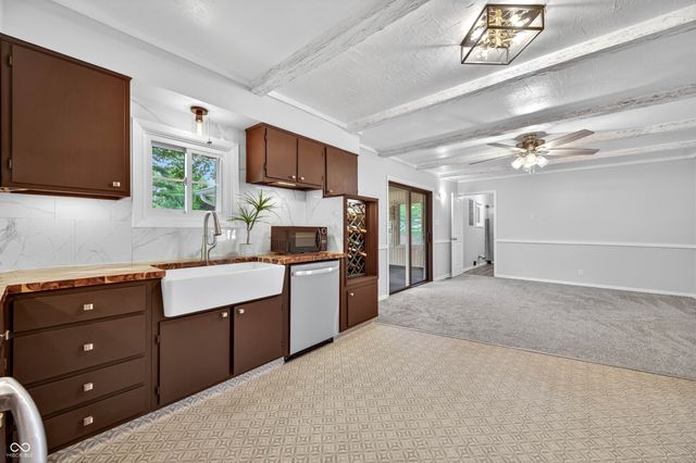 2513 N Centerline Road, Franklin, IN 46131