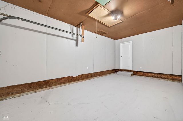 2513 N Centerline Road, Franklin, IN 46131