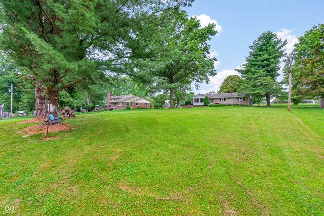2513 N Centerline Road, Franklin, IN 46131