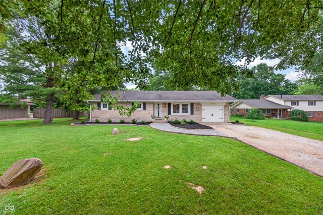 2513 N Centerline Road, Franklin, IN 46131