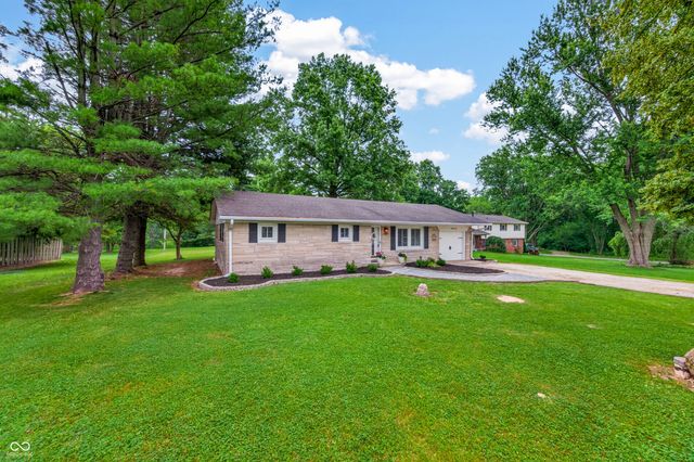 2513 N Centerline Road, Franklin, IN 46131