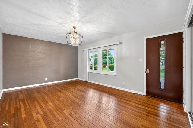 2513 N Centerline Road, Franklin, IN 46131