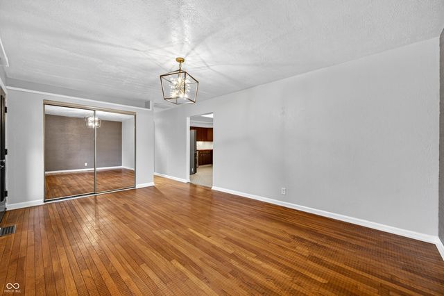 2513 N Centerline Road, Franklin, IN 46131