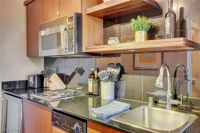29 Montelago Boulevard 202, Henderson, NV 89011