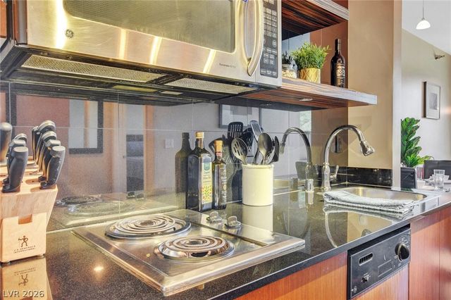 29 Montelago Boulevard 202, Henderson, NV 89011