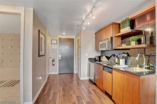 29 Montelago Boulevard 202, Henderson, NV 89011