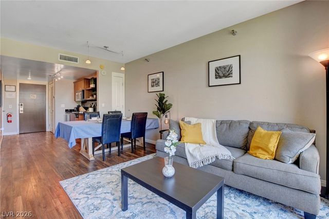 29 Montelago Boulevard 202, Henderson, NV 89011