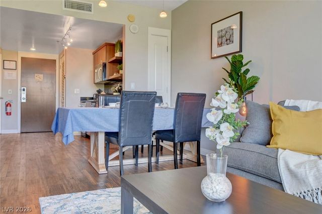29 Montelago Boulevard 202, Henderson, NV 89011