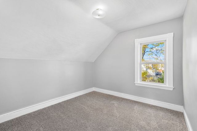 135 Sycamore St, New Bedford, MA 02740