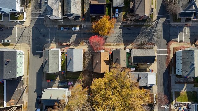 135 Sycamore St, New Bedford, MA 02740