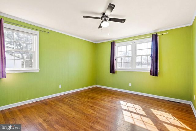 2407 LARKWOOD DR, Wilmington, DE 19810