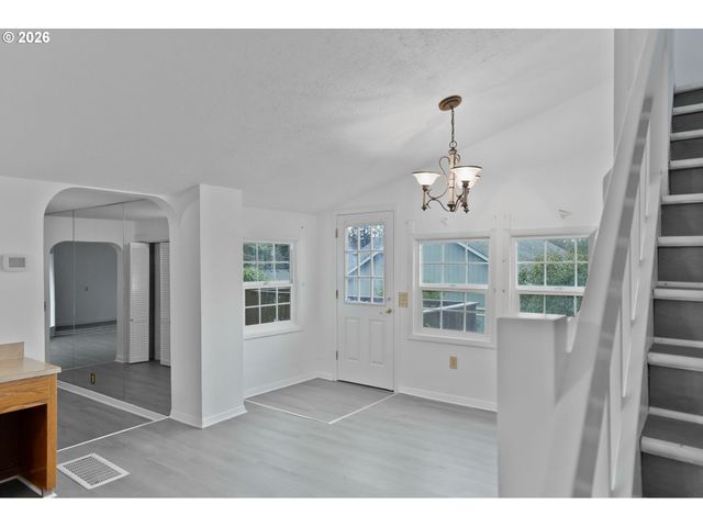 3070 TROTH Ct Se, Salem, OR 97302