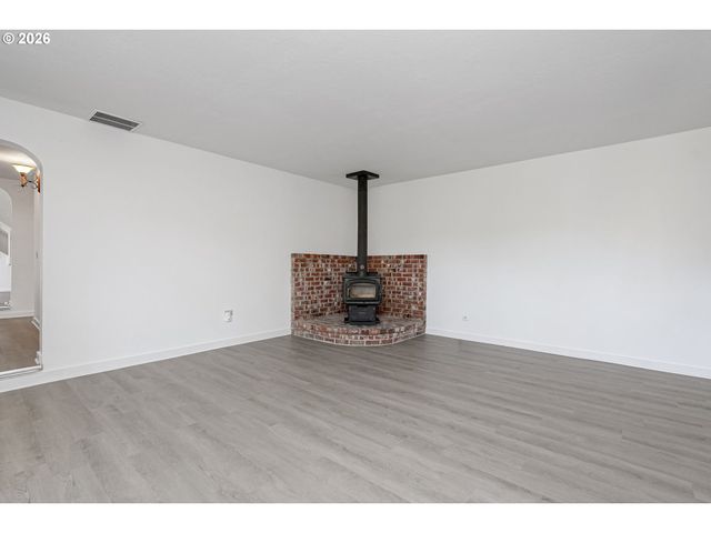 3070 TROTH Ct Se, Salem, OR 97302