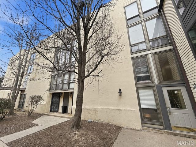 1523 S 10th Street 215, St Louis, MO 63104