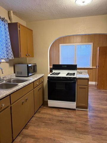 3044 Morton Avenue, Muskegon, MI 49444