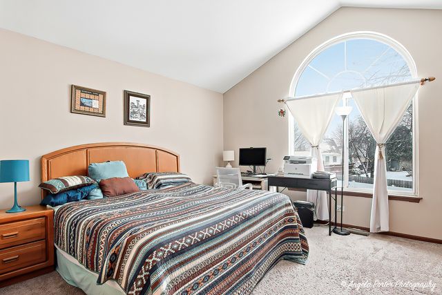 2493 N Orchard Lane, Round Lake Beach, IL 60073