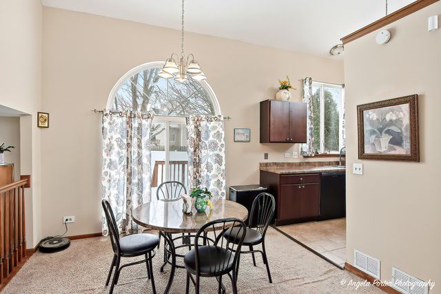 2493 N Orchard Lane, Round Lake Beach, IL 60073