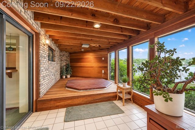 2602 Browning Drive, Orion Charter Township, MI 48360