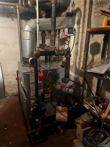 2753 Wallace Avenue, Bronx, NY 10467