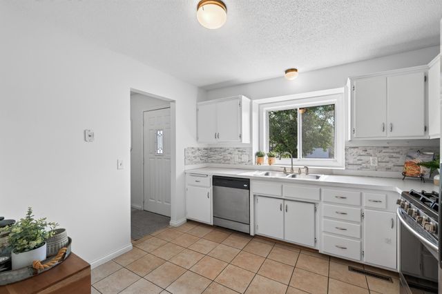 11533 Yukon Avenue N, Champlin, MN 55316