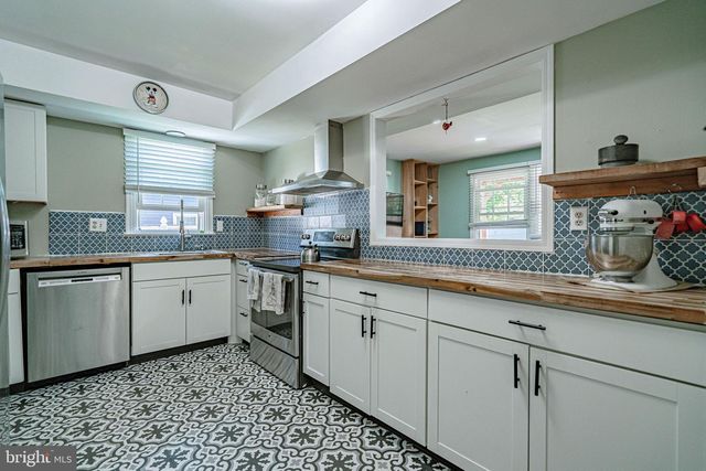 130 ELLEN WAY, Harleysville, PA 19438