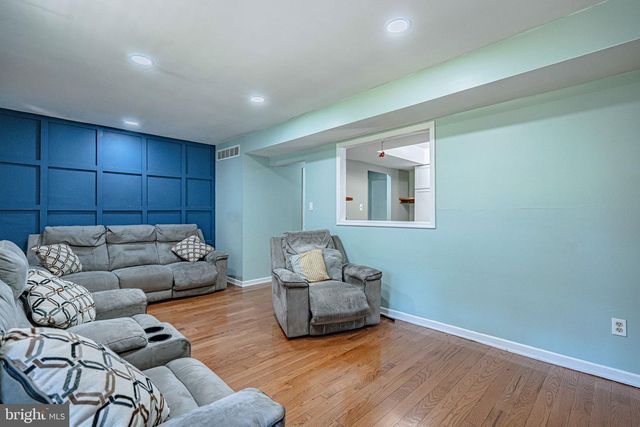 130 ELLEN WAY, Harleysville, PA 19438