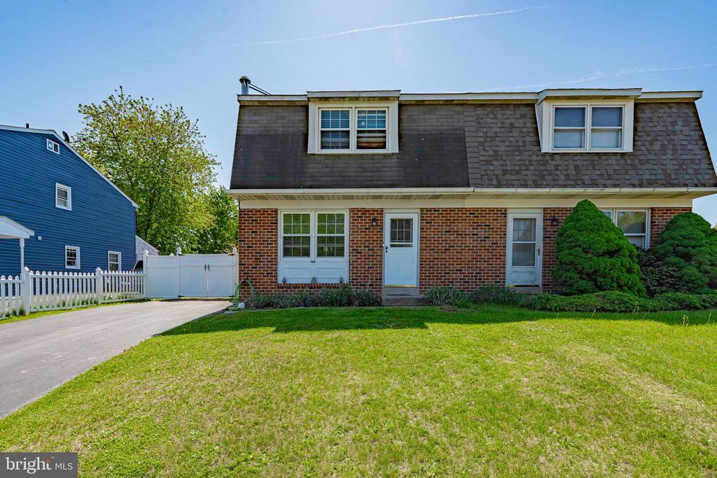 130 ELLEN WAY, Harleysville, PA 19438