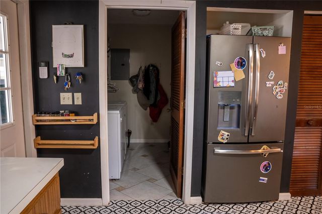 2107 6TH STREET W, Palmetto, FL 34221