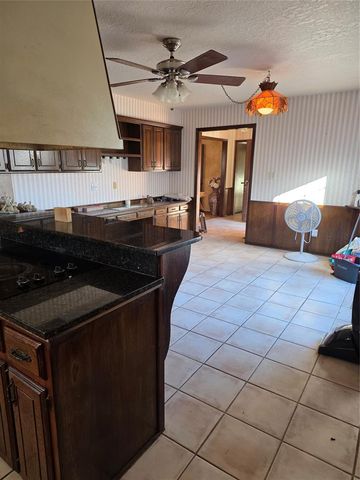 14 Janeway Place Corner, Shawnee, OK 74804