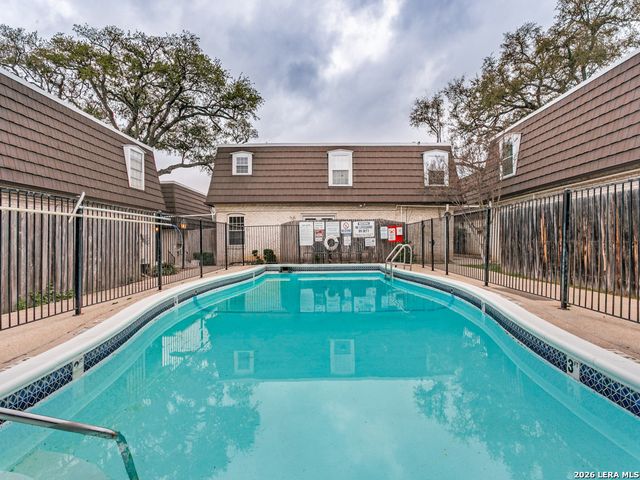 8058 Broadway Apt 255T, San Antonio, TX 78209