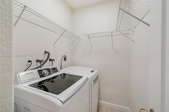 15470 SW 41st Terrace, Miami, FL 33185