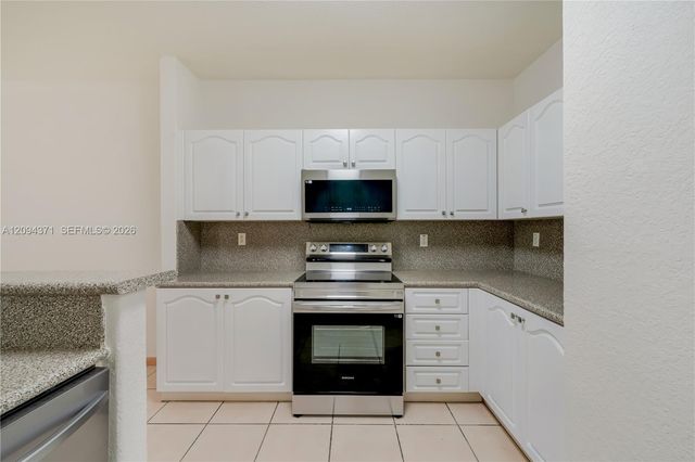 15470 SW 41st Terrace, Miami, FL 33185