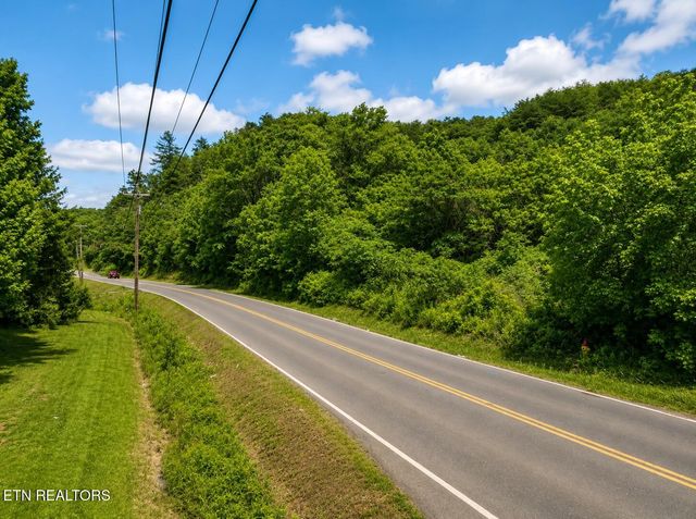 2131 Goose Gap Rd, Sevierville, TN 37876