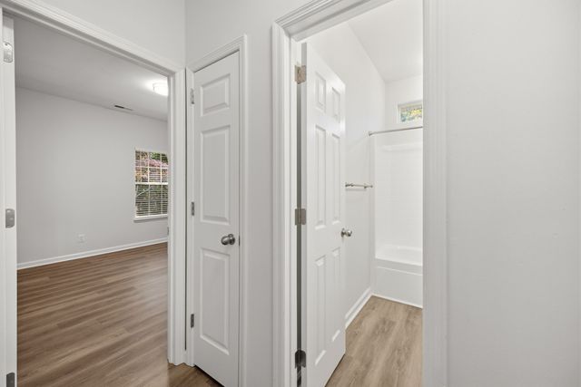 2646 Churchill Dr, Thompsons Station, TN 37179