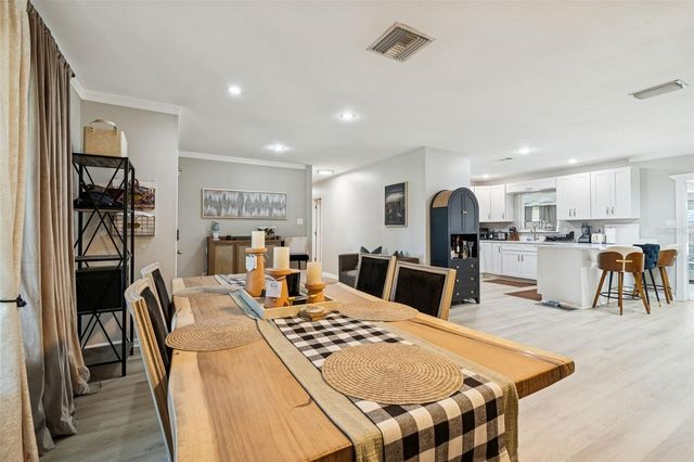 2302 S ARRAWANA AVENUE, Tampa, FL 33629