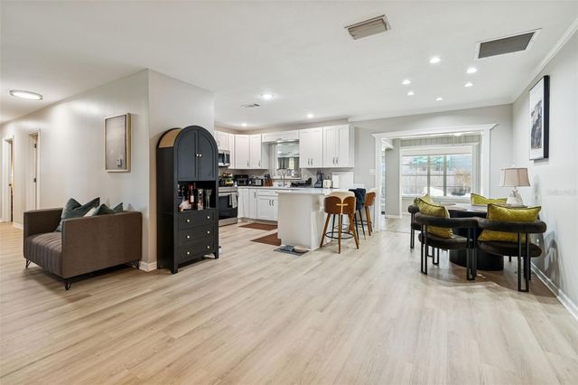 2302 S ARRAWANA AVENUE, Tampa, FL 33629