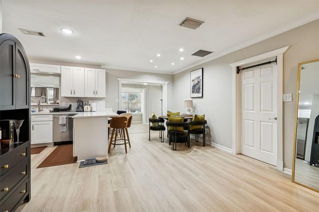 2302 S ARRAWANA AVENUE, Tampa, FL 33629