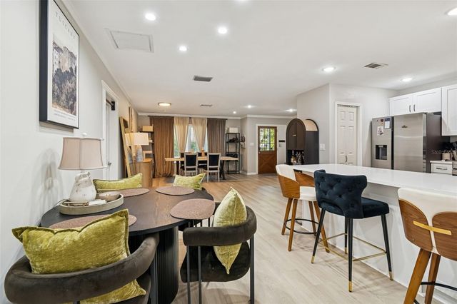 2302 S ARRAWANA AVENUE, Tampa, FL 33629