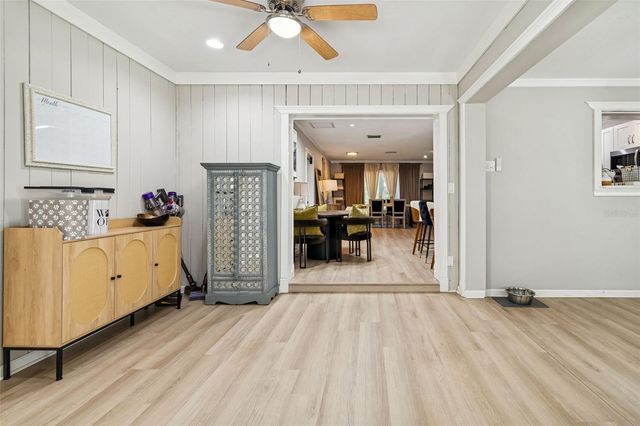 2302 S ARRAWANA AVENUE, Tampa, FL 33629