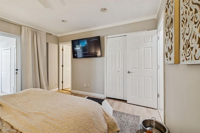 2302 S ARRAWANA AVENUE, Tampa, FL 33629