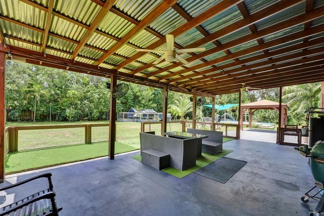 10951 SW 58th Court, Davie, FL 33328