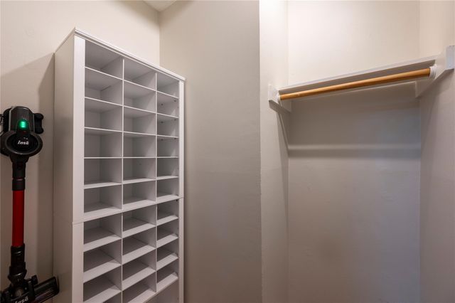 4004 Montrose Boulevard 44D, Houston, TX 77006