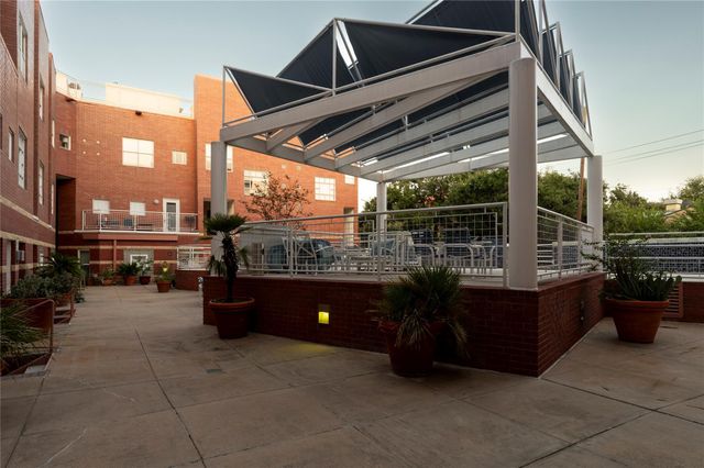 4004 Montrose Boulevard 44D, Houston, TX 77006